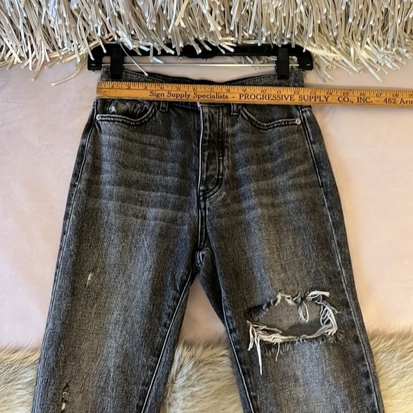 URBAN OUTFITTERS Black Jeans BDG 23 SLIM STRAIGHT High Waisted Holy Distressed - Picture 11 of 15